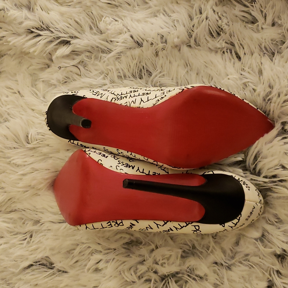 Pumps - Picture 4 of 5
